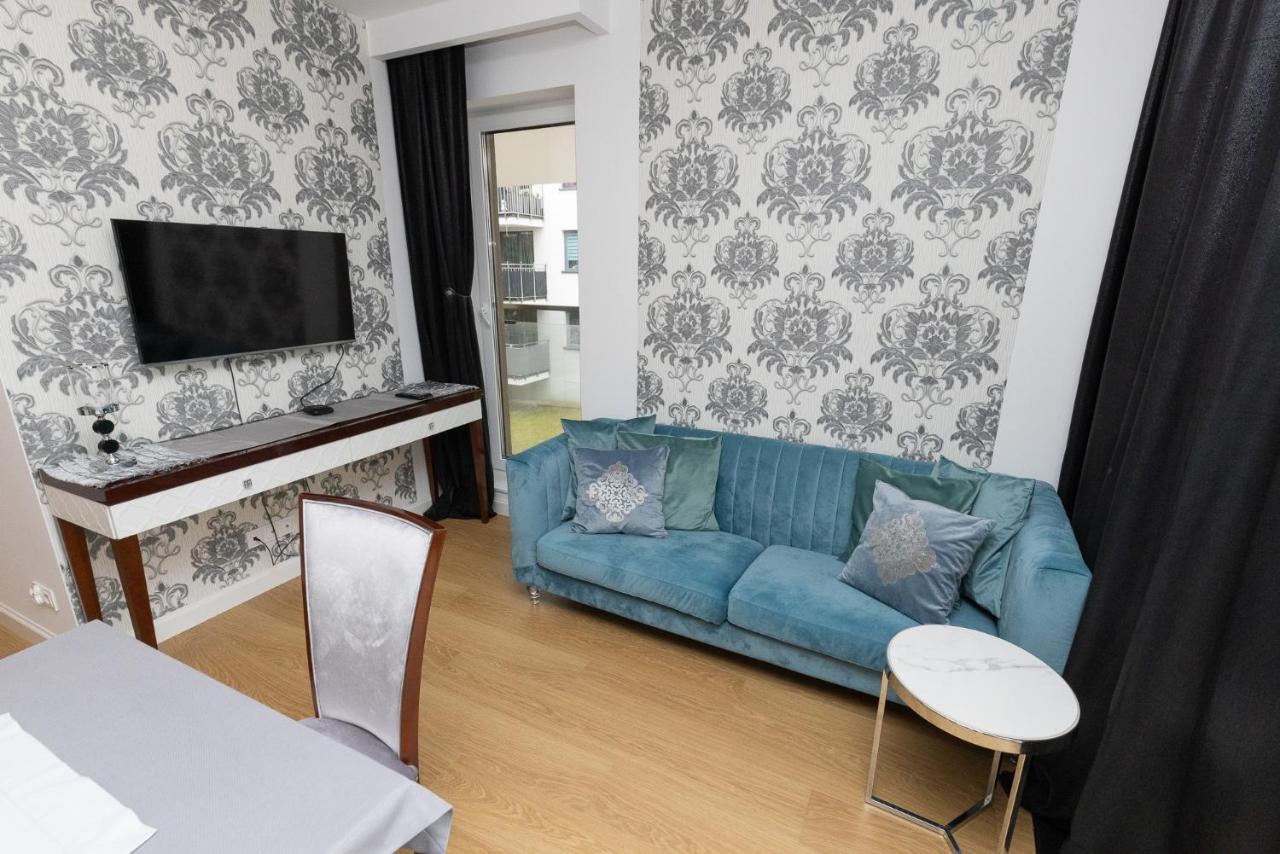 Apartment Business & Living No 91 Nad Zalewem W Cedzynie, Hala Garazowa *